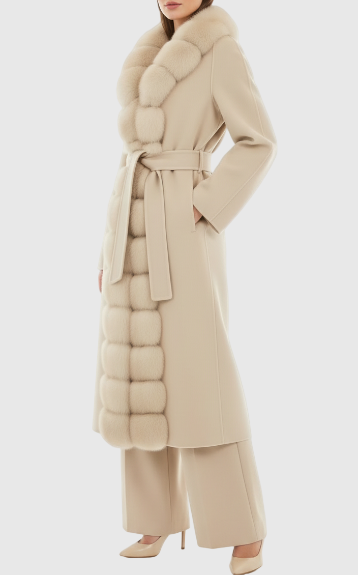 Abrigo beige formato cuadrado