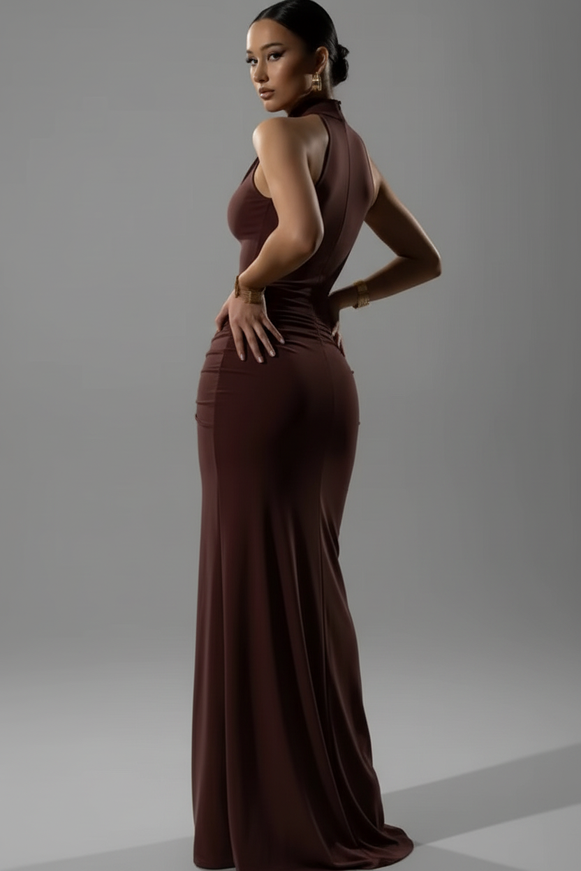Vista trasera vestido chocolate halter drapeado