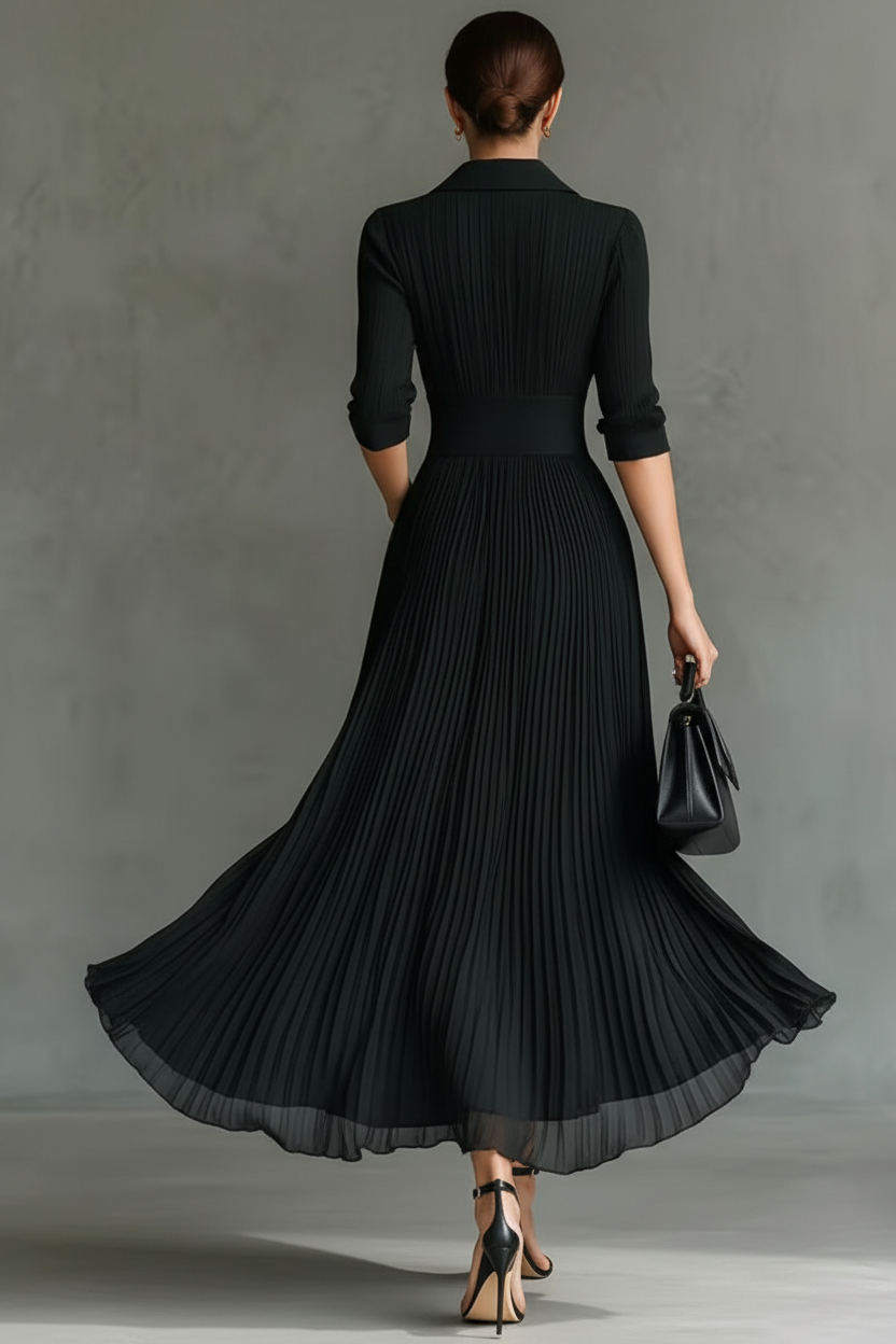 Vestido negro plisado - Vista trasera